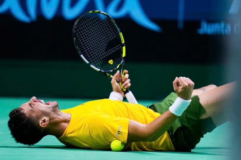 Jannik Sinner cùng tuyển Ý tiến vào bán kết Davis Cup Finals 2024 559954