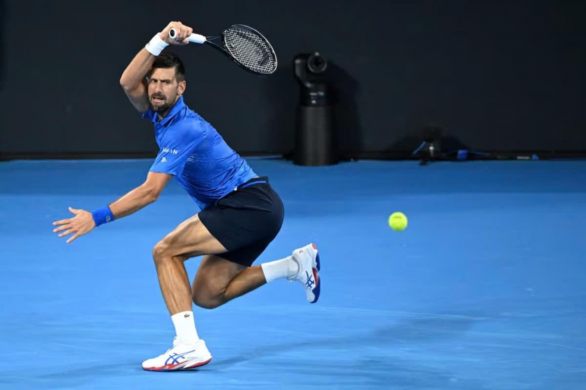 Novak Djokovic dừng bước ở tứ kết Brisbane International 2025