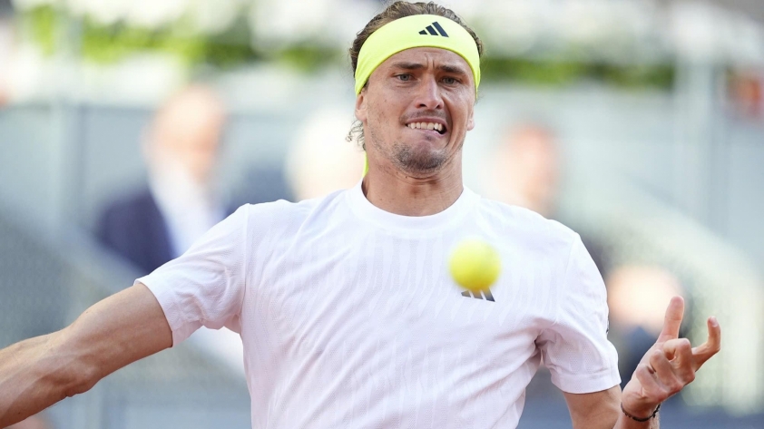 Zverev bất ngờ bị loại, Sabalenka tiến bước ở Madrid Open 2025 628112