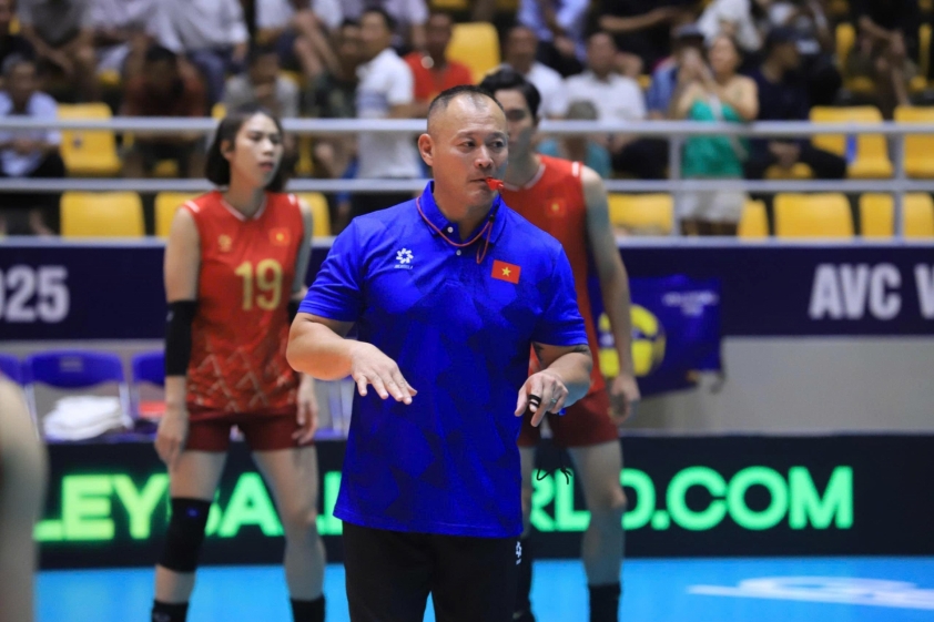 Chuyên gia Karl Lim trở lại ban huấn luyện tuyển bóng chuyền nữ Việt Nam 733735