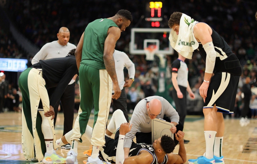 'Demigod' Giannis Antetokounmpo injured before NBA Playoffs 2024 440370