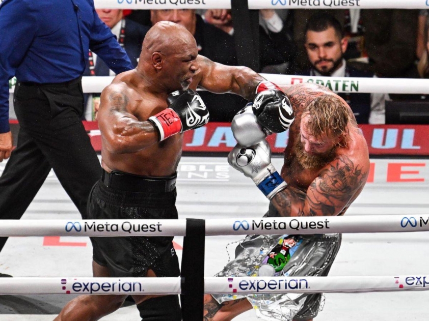 Hành động tôn trọng Mike Tyson, Jake Paul vẫn hứng cơn mưa chỉ trích-557689