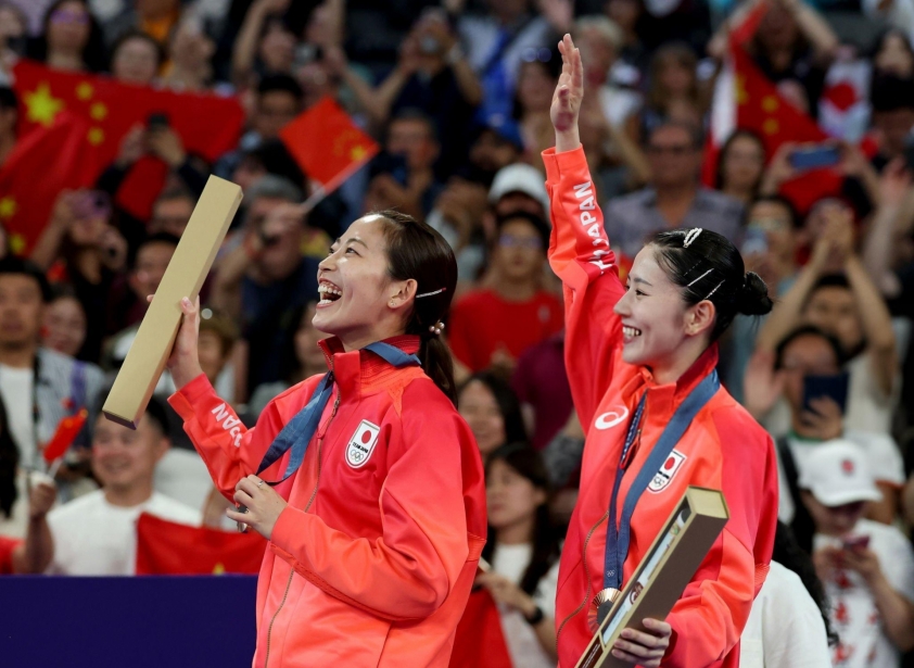 Nhận thẻ vàng 'khó đỡ' ở World Tour Finals, nữ thần cầu lông Chiharu Shida biểu cảm cực dễ thương 568462