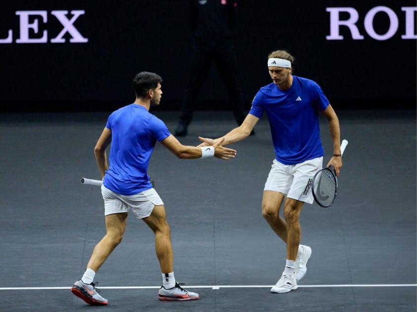 Carlos Alcaraz và Alexander Zverev tiếp tục "song kiếm hợp bích" ở Laver Cup 2025 (Ảnh: Getty)