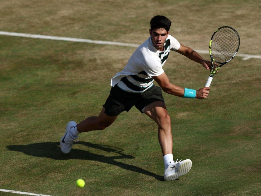 Lịch thi đấu tennis 19/6: Alcaraz, Sinner ra sân-652113