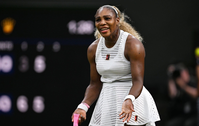 Serena Williams nhận thất bại đáng tiếc trong ngày tái xuất quần vợt