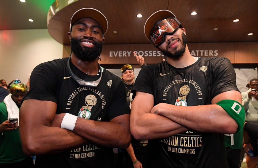 Jaylen Brown rời Boston Celtics sau 10 năm gắn bó, có bến đỗ bất ngờ 860876