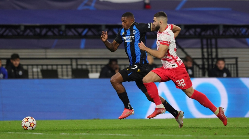 Josko Gvardiol: Ngôi sao đầy triển vọng của RB Leipzig hứa hẹn sẽ đạt đến đỉnh cao phong độ khi đã được Manchester City trả giá.  300438