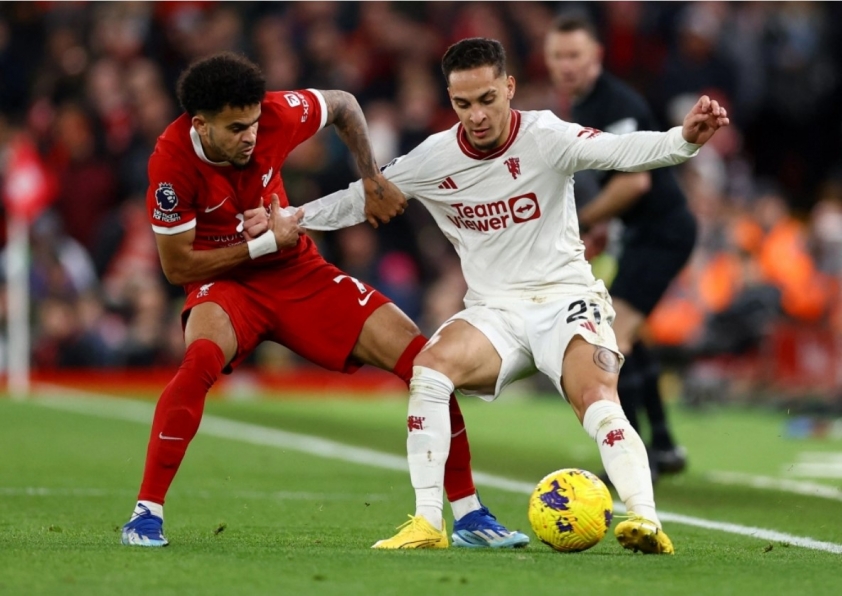 Nhận 'gạch đá' vì không thắng MU, Jurgen Klopp lên tiếng phản bác 376561