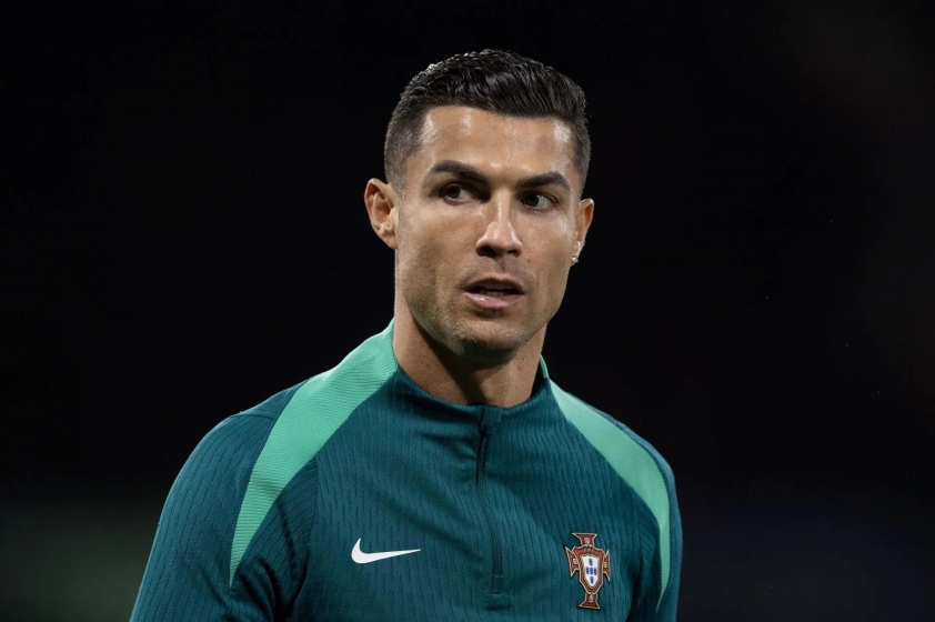 Cristiano Ronaldo góp mặt trong đội hình tuyển Bồ Đào Nha tham dự UEFA Nations League