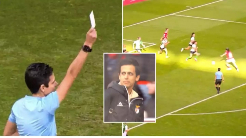 Chuyện gì xảy ra khi một cầu thủ nhận được thẻ xanh? 580958