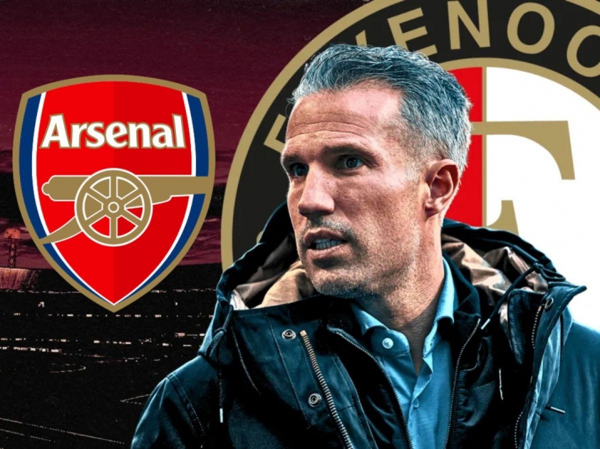 Van Persie nhận việc mới, chuẩn bị đối đầu Arsenal tại Cúp C1 596032