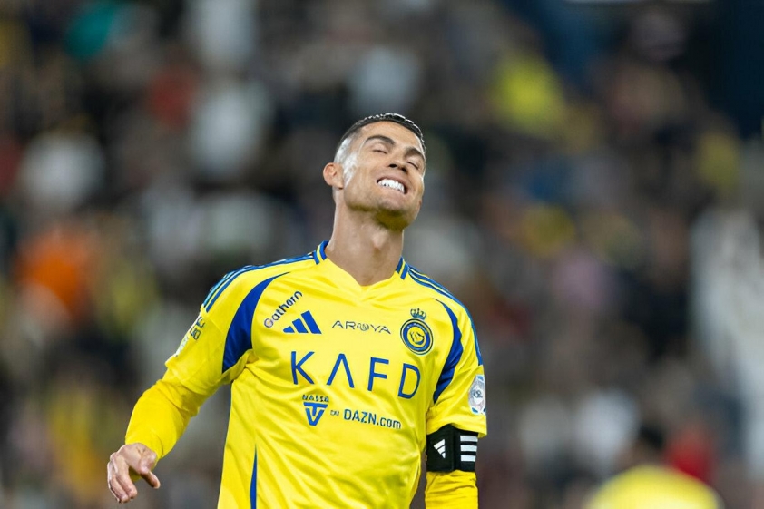 Al Nassr của Ronaldo thua ngược đầy cay đắng (Ảnh: Getty).