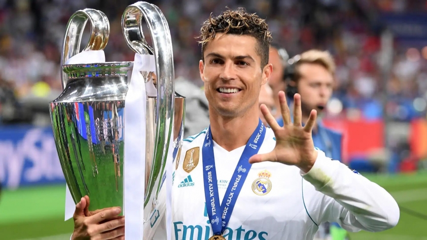 Chán ngấy Al Nassr, Ronaldo được thông báo về việc tái xuất Real Madrid 636817