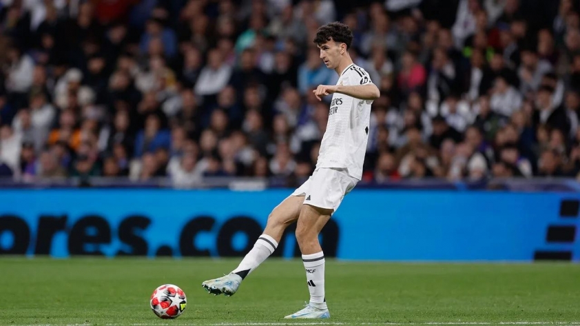 Real Madrid chính thức chia tay 'quái thú' phòng ngự 676389
