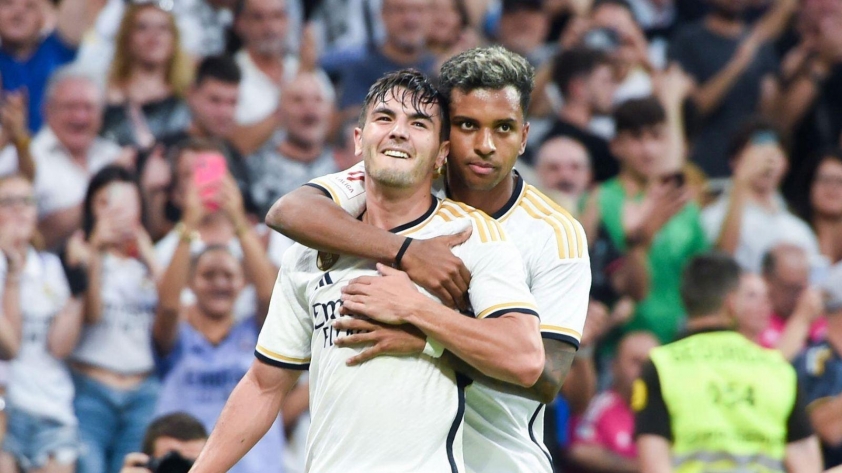 Real Madrid duyệt chi 200 triệu Euro mua 'nhạc trưởng' Chelsea 677009