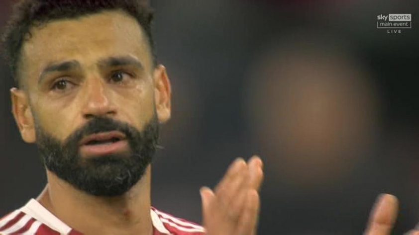 Salah bật khóc trước hành động đẹp của CĐV Liverpool 685590