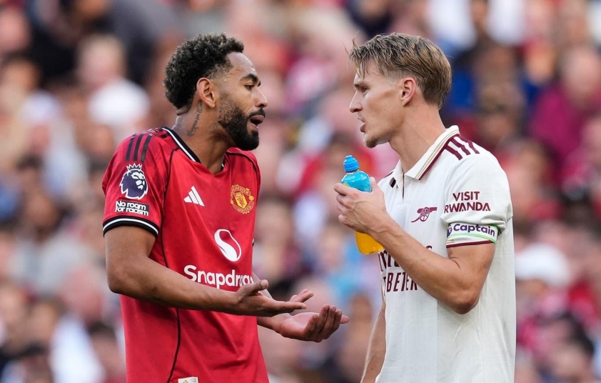 MU vẫn có lý do để vui mừng sau trận thua Arsenal 686888