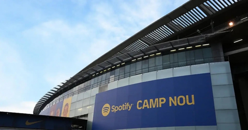 Barca bị UEFA 'sờ gáy' trước trận mở màn Champions League 688725