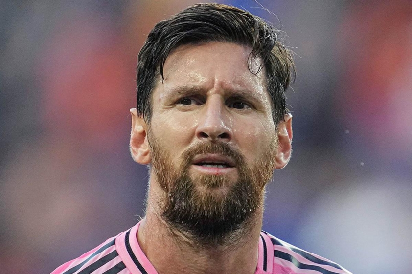 Messi sắp ký hợp đồng mới