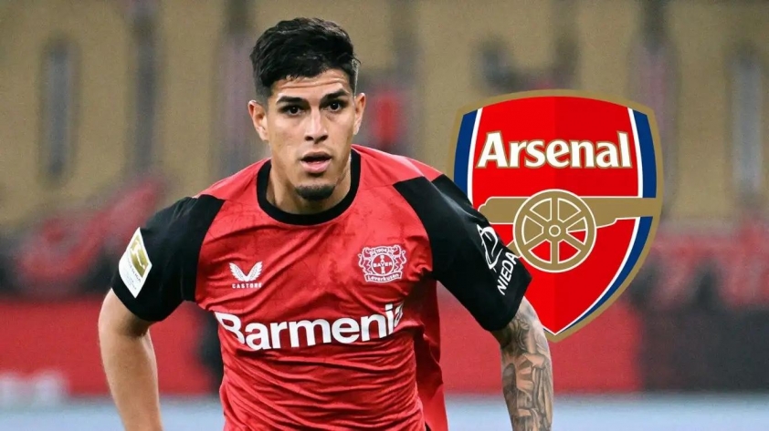 Piero Hincapié chuẩn bị gia nhập Arsenal.