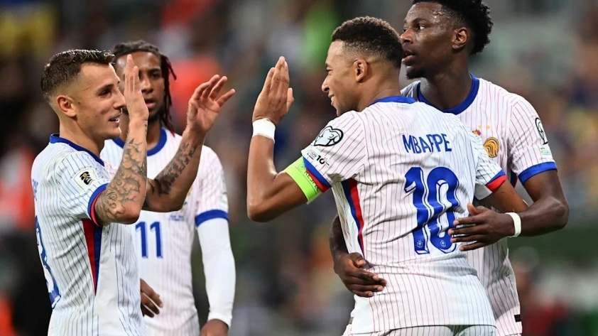 Mbappe sánh ngang Henry trong 'ngôi đền huyền thoại' 698850