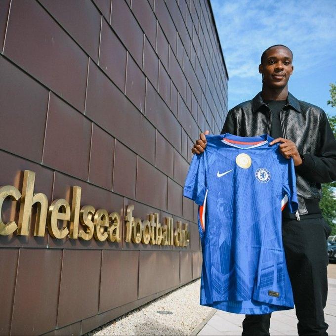 CHÍNH THỨC: Chelsea trình làng tân binh '43 bàn', hợp đồng 7 năm 703392