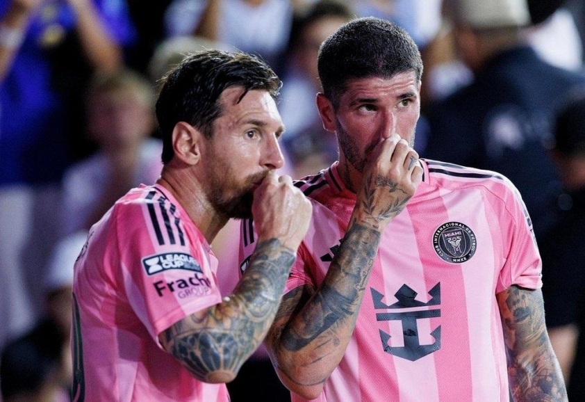 'Cánh tay phải' đắc lực của Messi nhận án phạt từ MLS 712161