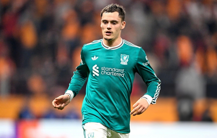 Arne Slot nói thẳng một điều về Florian Wirtz sau khi Liverpool thua sốc 714082