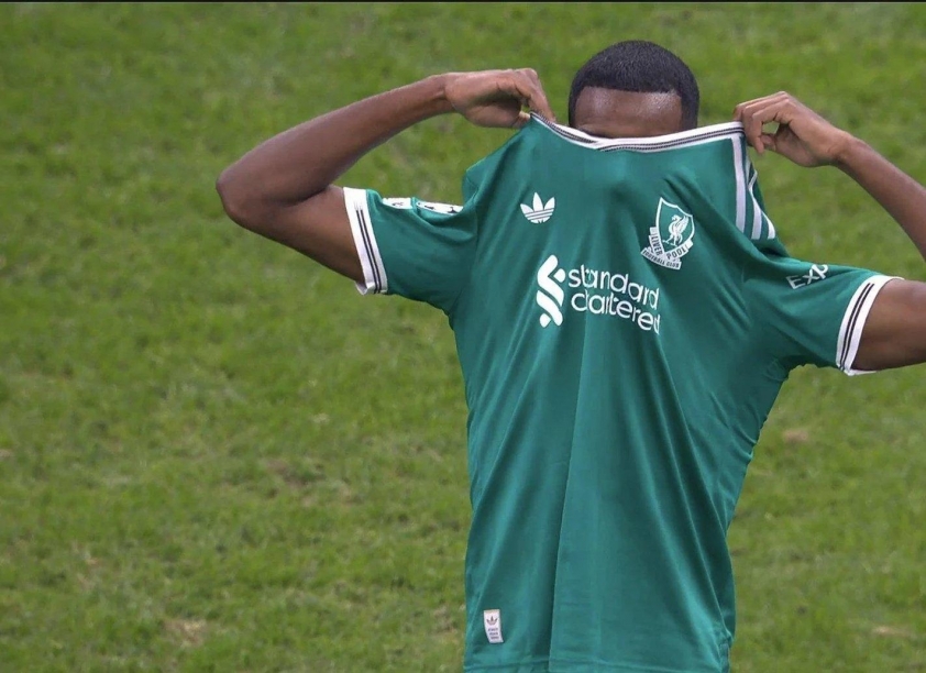 Alexander Isak khiến Liverpool 'ngã ngửa' với con số thảm họa 714065