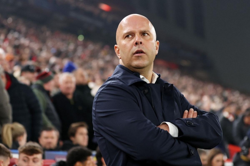 Arne Slot nói thẳng một điều về Florian Wirtz sau khi Liverpool thua sốc 714083