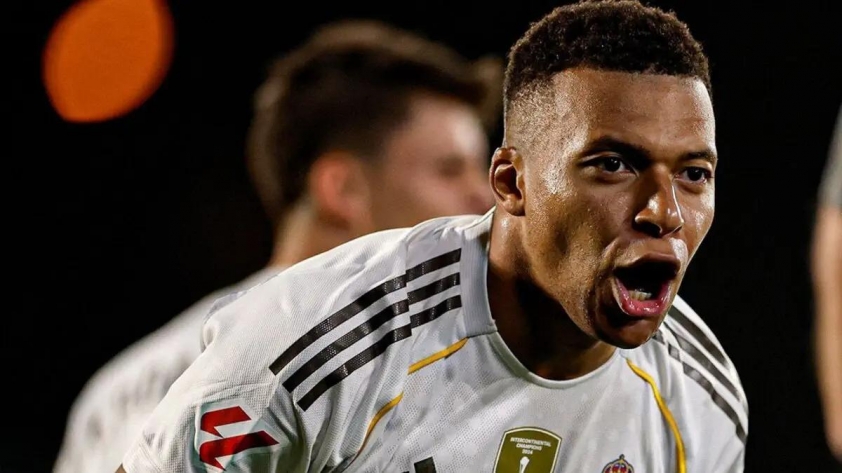 Mbappe chính thức vượt mặt Ronaldo và Messi trong thế kỷ 21 725822