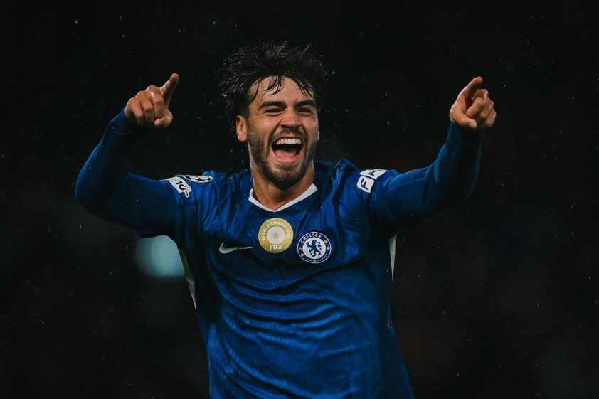 Ngôi sao 'mất tích' của Chelsea cân bằng kỷ lục của Haaland và Mbappe 727379