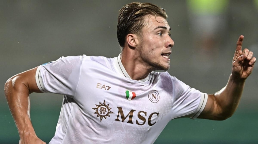 MU sắp hoàn tất hợp đồng với tiền đạo ghi 4 bàn/mùa 5 MU sắp hoàn tất thương vụ tiền đạo ghi 4 bàn/mùa 731746