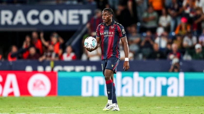 MU chiêu mộ 'tiền đạo được săn đón nhất châu Âu' thay Zirkzee 733324