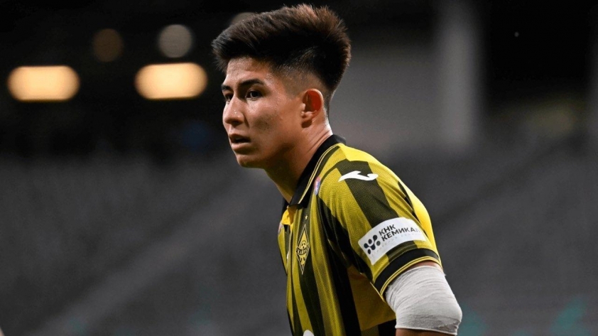 Chelsea xác nhận kế hoạch cho 'Lamine Yamal châu Á' 4 Dastan Satpayev gây ấn tượng mạnh với phong độ chói sáng trong màu áo Kairat tại giải VĐQG Kazakhstan