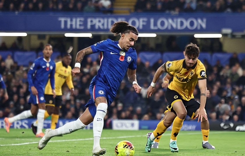 Chelsea đã có một ngày thi đấu lấn lướt trước Wolves