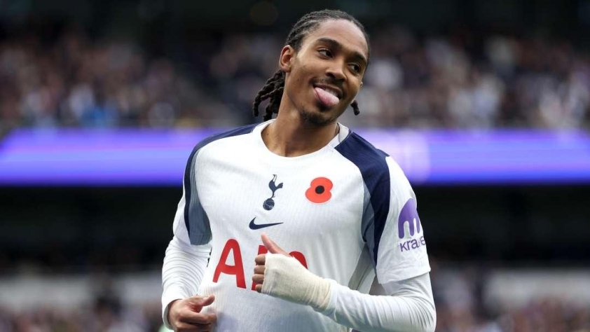 HLV Thomas Tuchel: 'Mong ĐT Anh không học theo Ronaldo' 7 HLV Thomas Tuchel: 'Hy vọng ĐT Anh đừng bắt chước Ronaldo' 742353