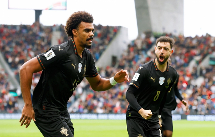 HLV Bồ Đào Nha chia sẻ thẳng về Ronaldo sau khi giành vé World Cup 5 HLV Bồ Đào Nha nói thẳng 1 điều về Ronaldo sau khi giành vé dự World Cup 742457