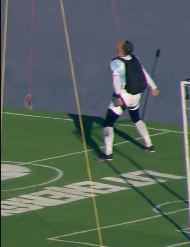 VĐV Nga lập kỷ lục khi chơi bóng ở độ cao 1800 mét, ăn mừng 'siuuu' như Ronaldo 752255