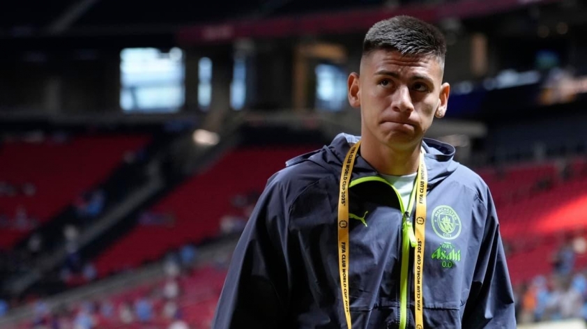 XÁC NHẬN: Man City hoàn tất thương vụ với 'truyền nhân của Messi' 766367