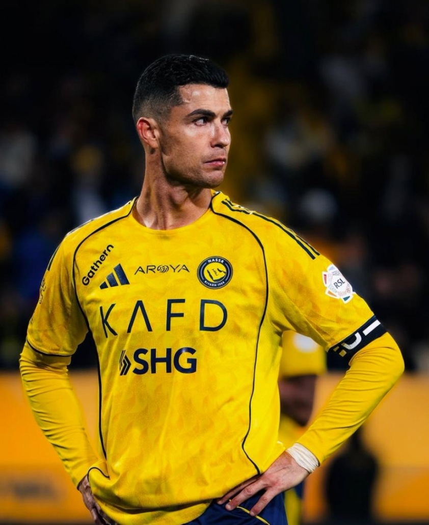 FIFA 'kiến tạo' cho Al Nassr trừng phạt Ronaldo 790082