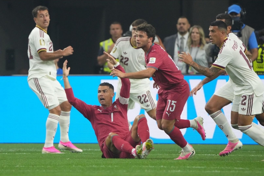 CHÍNH THỨC: Tây Ban Nha bị FIFA phạt sau khi loại Ronaldo khỏi World Cup 2026-863460