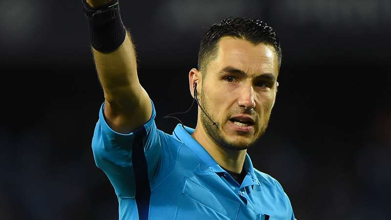 Jérémie Pignard là trọng tài tại giải Ligue 1