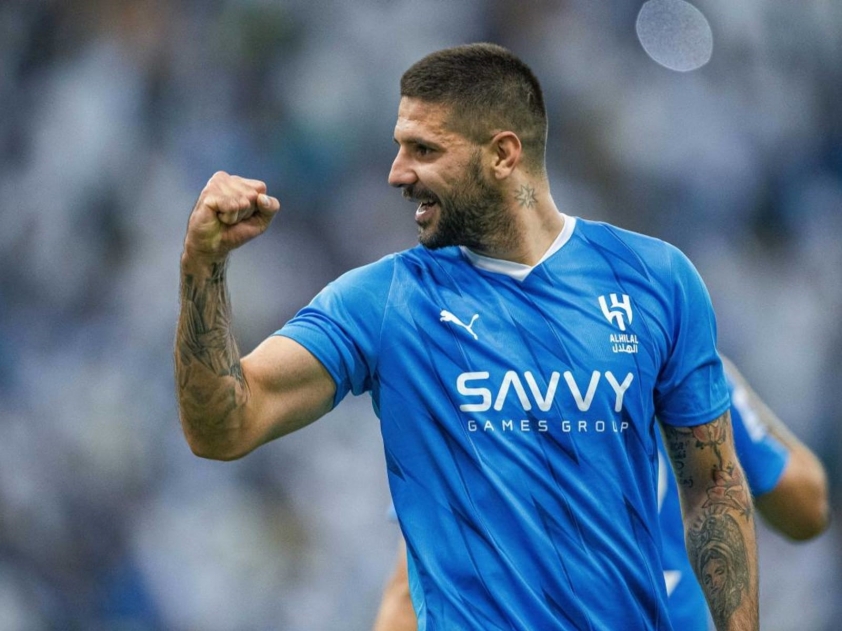 Mitrovic lại gánh vác hàng công Al Hilal