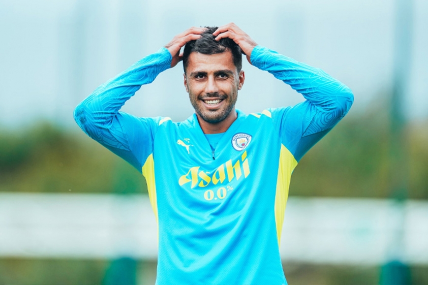 Guardiola không mạo hiểm với Rodri, chuẩn bị kỹ cho Club World Cup