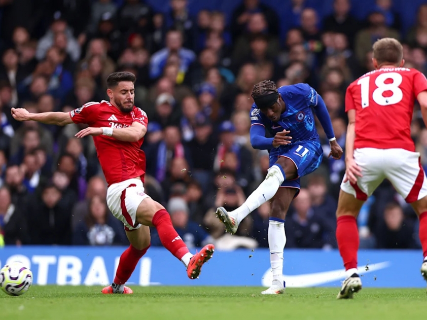 Đội nào giành chiến thắng sẽ là người có tấm vé tham dự UEFA Champions League mùa sau (Ảnh: Eurosport)