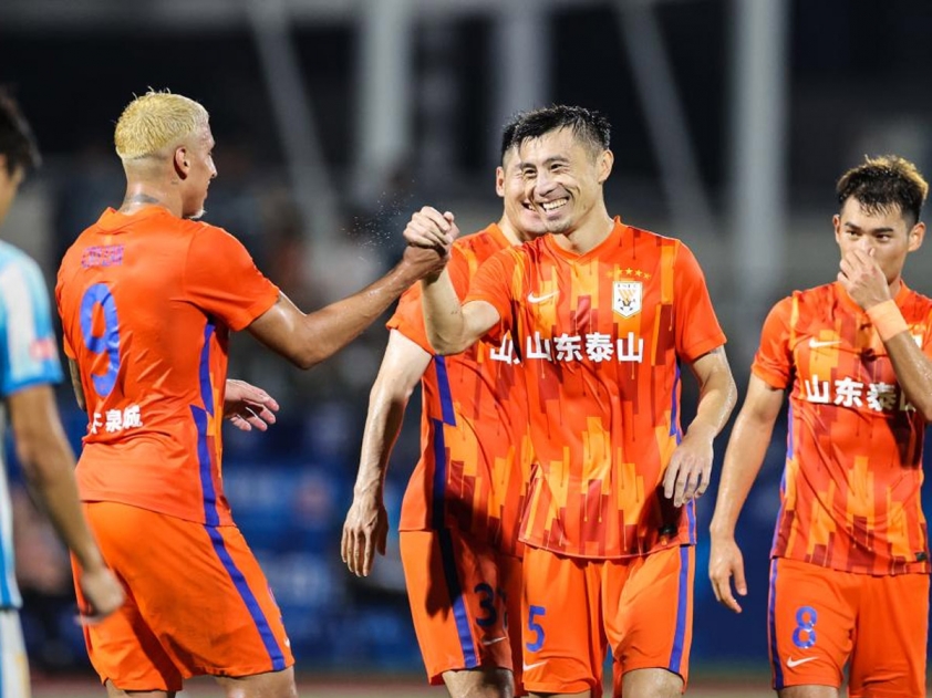 Cả 2 đội sẽ phải chiến đấu hết mình ở cuộc chiến này để đạt được mục tiêu (Ảnh: Super League)