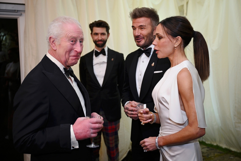 David Beckham chính thức trở thành hiệp sĩ danh dự 5 tin 55 081012