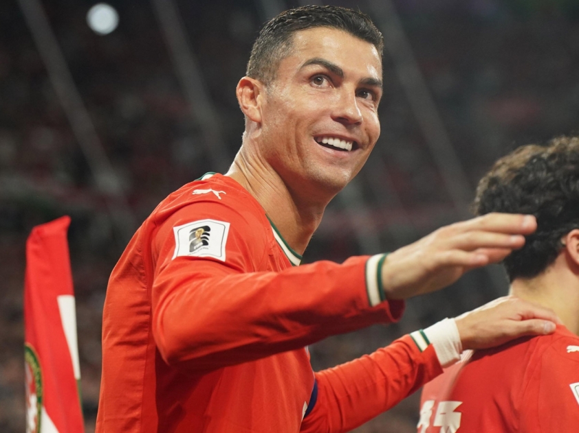 Ronaldo thẳng thắn: 'Argentina vô địch World Cup mà không có Messi' 6 Nhận định Bồ Đào Nha vs Hungary: Vững vàng bước tiếp, 01h45 ngày 15/10/2025